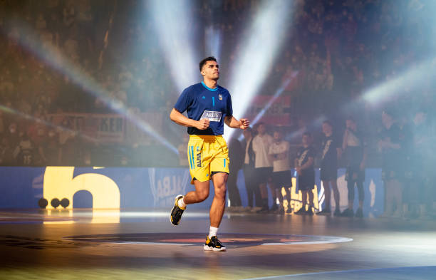 有投射和组 有投射和组